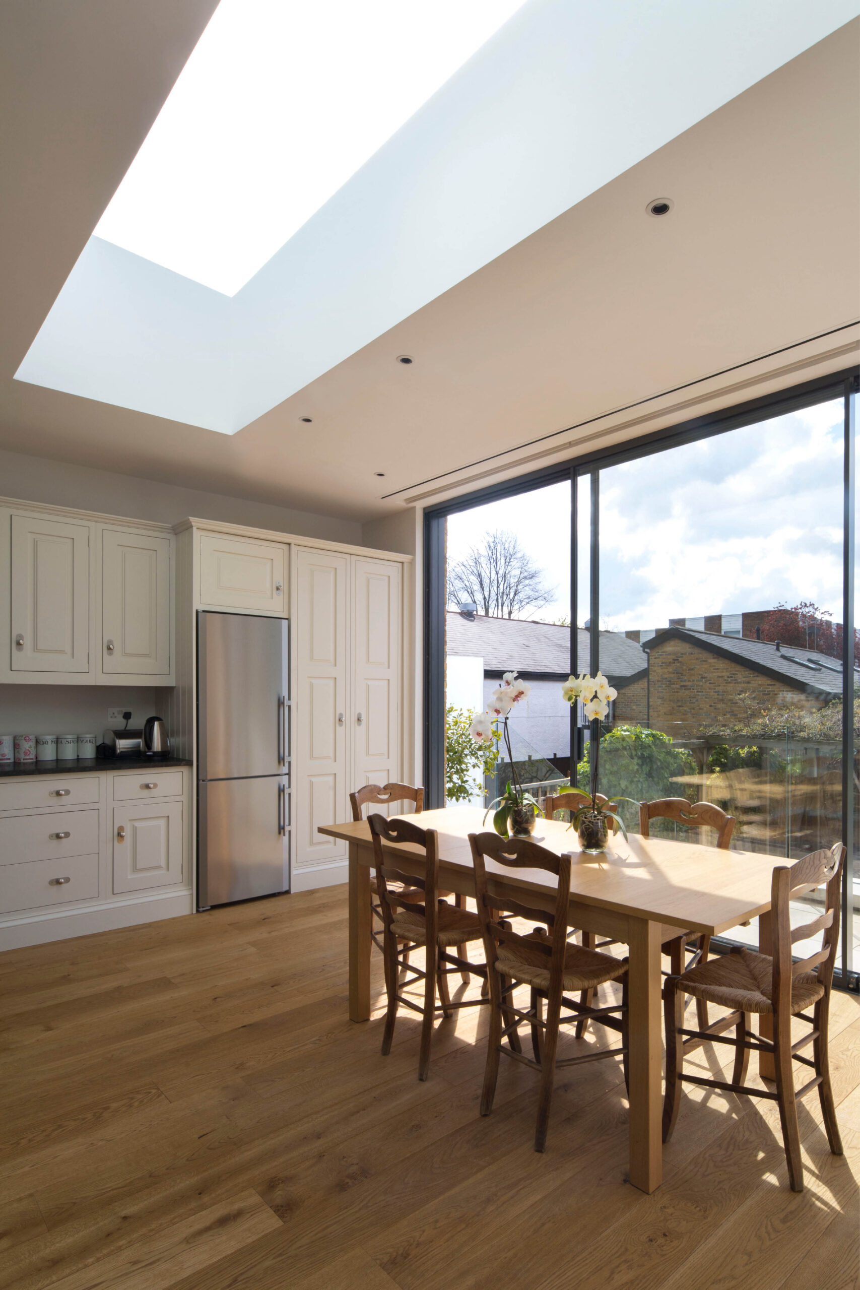 Goldhawk Road, Shepherds Bush