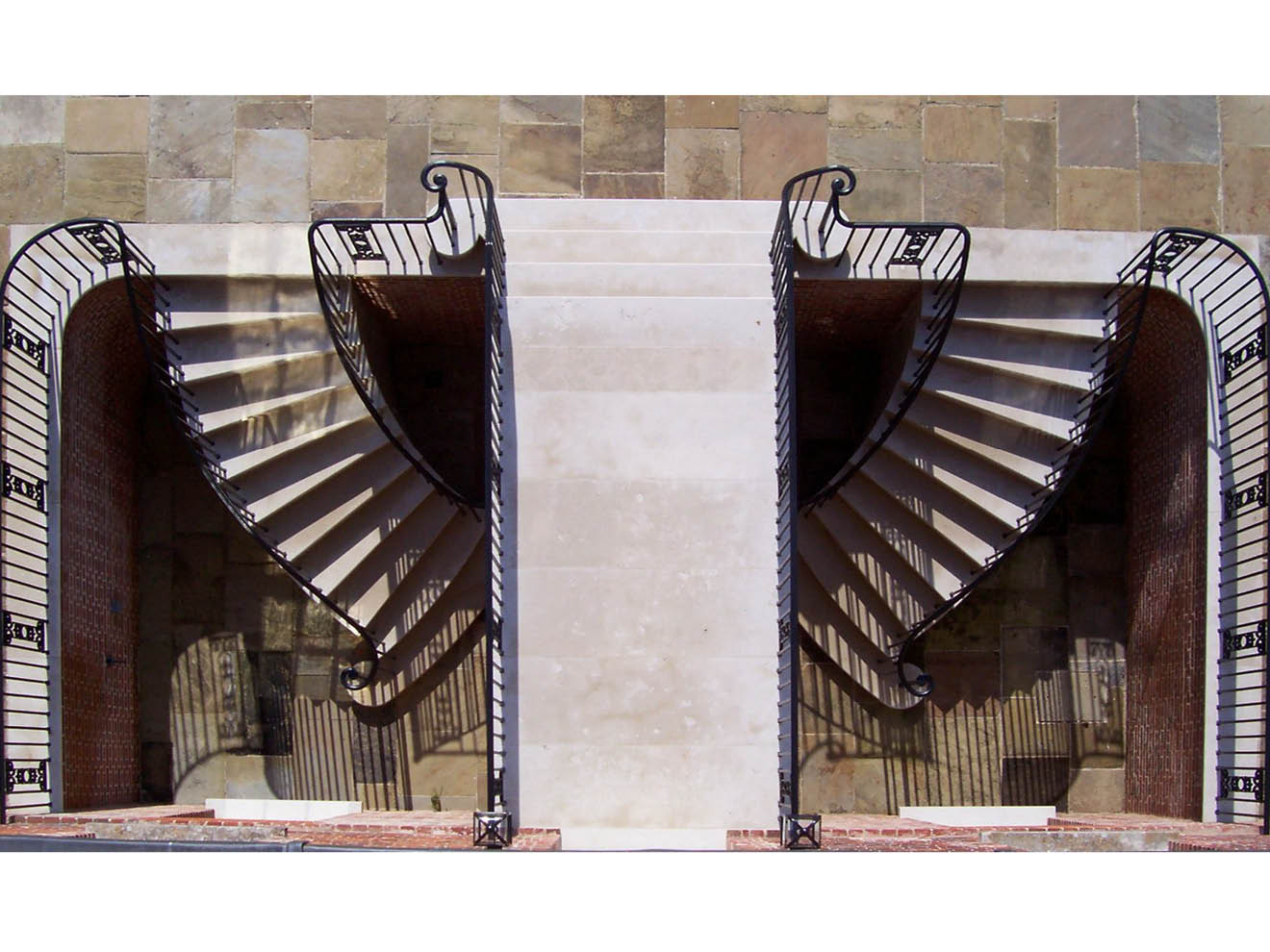 Country House and Estate, Watlington